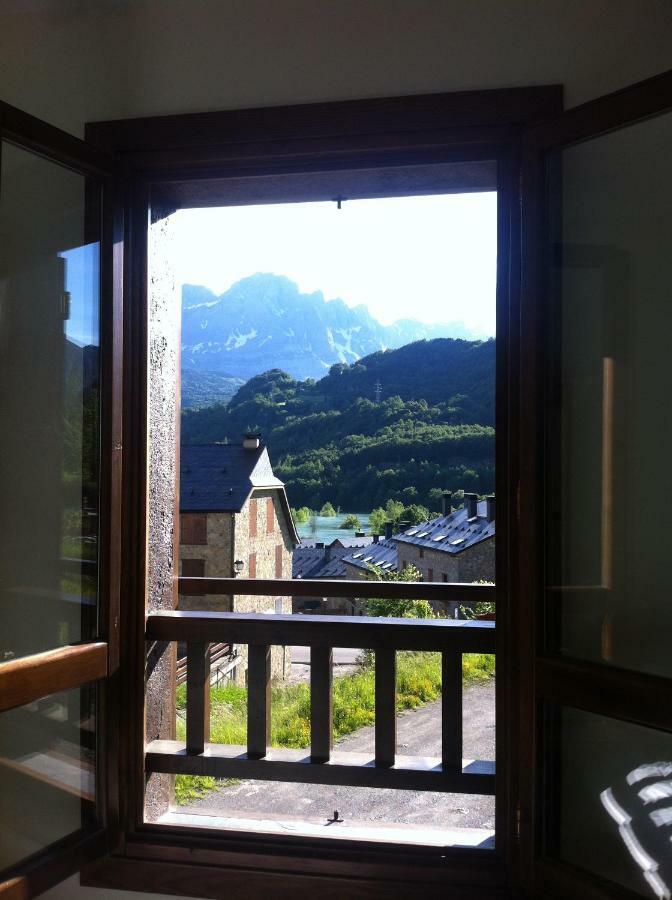 Vistas Espectaculares, Wifi Y Parking Apartment El Pueyo de Jaca Exterior foto